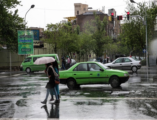 پیش بینی بارش پراکنده و وزش باد برای تهران