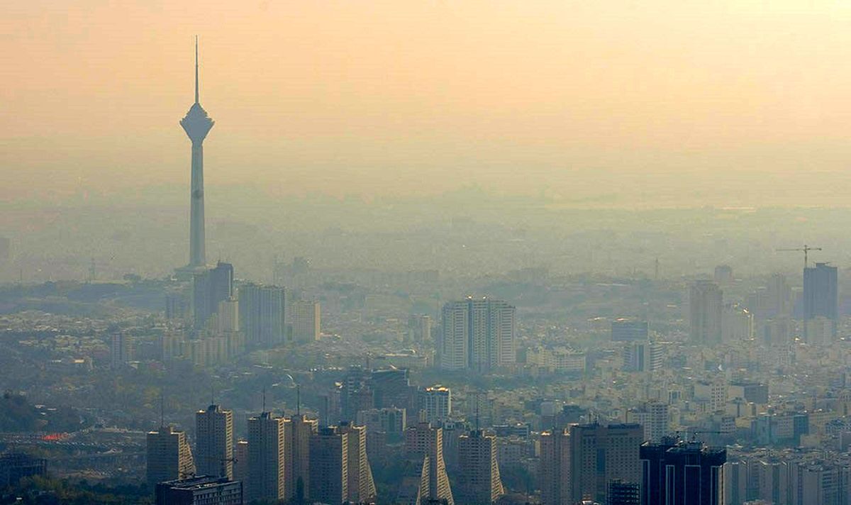 آلودگی هوا و گردوخاک در تهران؛ استفاده از ماسک توصیه می‌شود