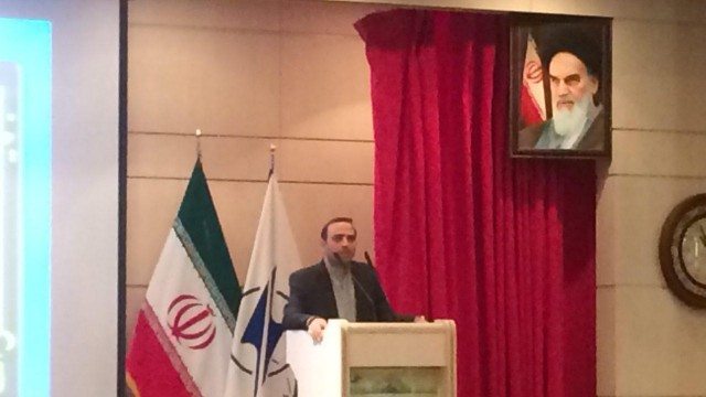 برگزاری همایش بزرگداشت روز آتش نشانی در سالن آمفی تئاتر شرکت فرودگاه های کشور