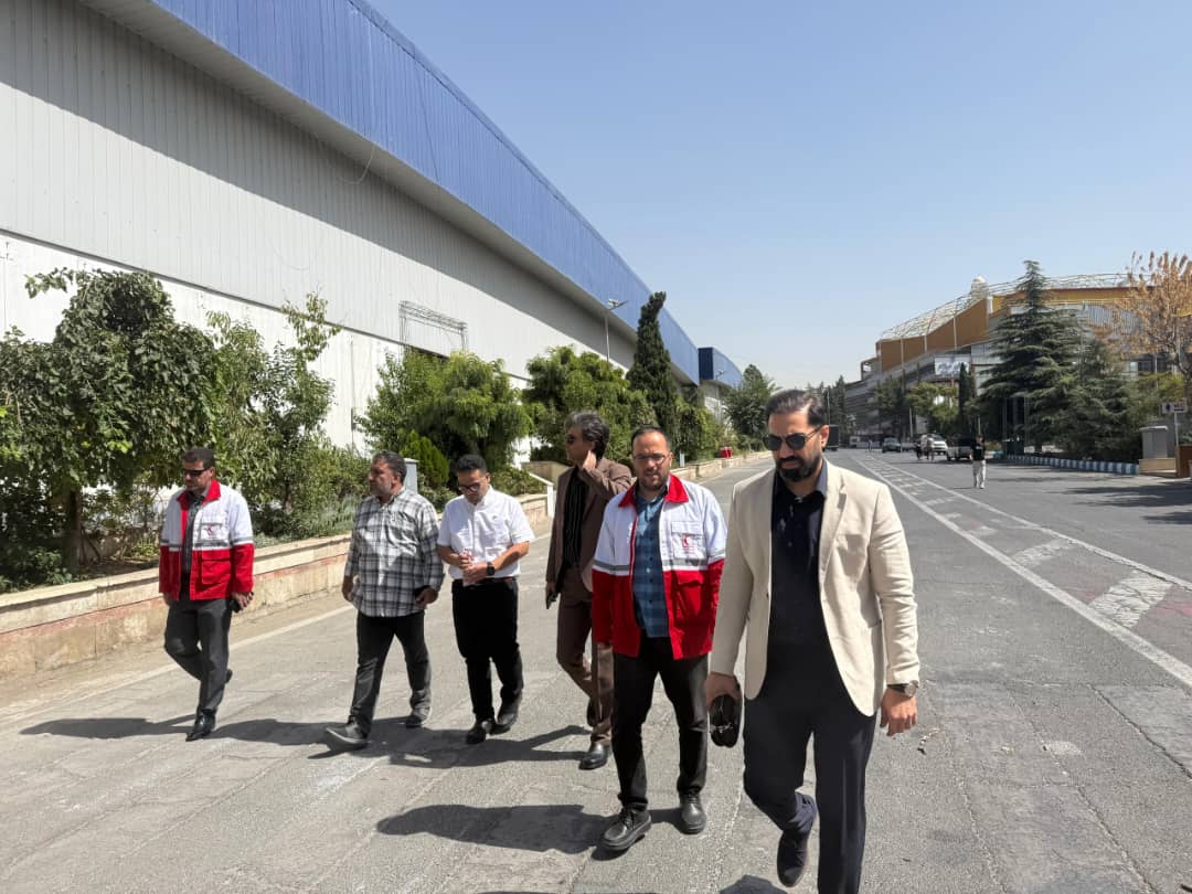 بازدید مدیران هلال‌احمر از مانور عملیاتی در دهمین نمایشگاه ایمنی، آتش‌نشانی و مدیریت بحران تهران