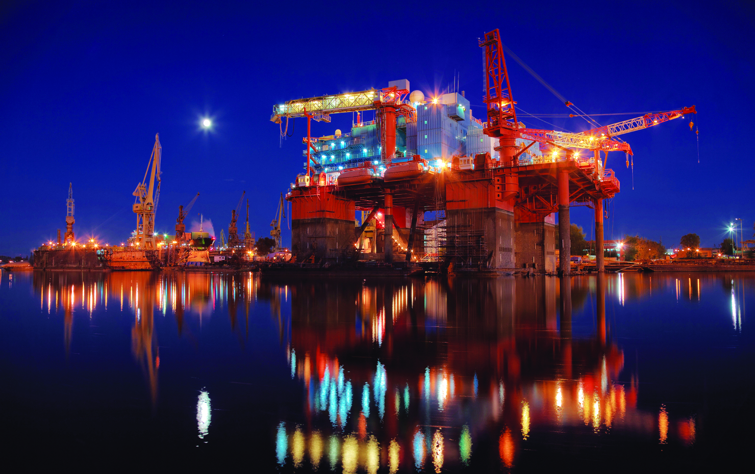 desktop_high_res_IndustriesOil