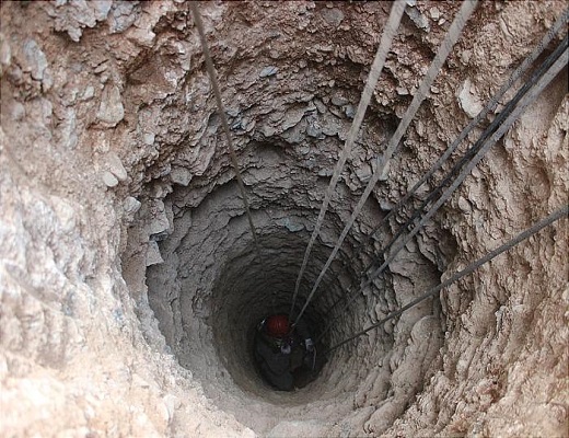 نجات جان کارگر چاهکن از داخل چاه