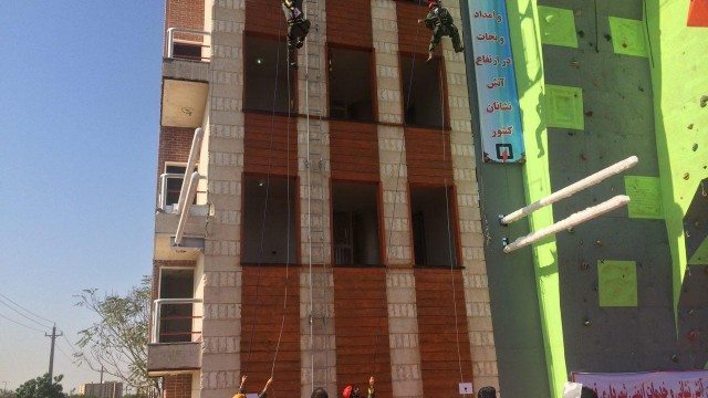 اخبار پنجمین مسابقات عملیات امداد و نجات آتش نشانان کشور - قزوین