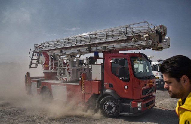 مانور اطفای حریق مشهد توسط آتش‌نشانی و نیروگاه