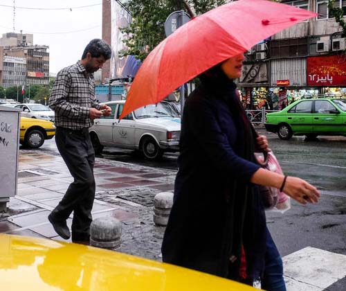 پیش بینی بارش و رعد و برق برای شرق و غرب کشور