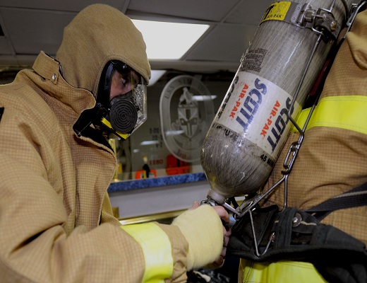 مخاطرات عدم بازرسي و آزمون دوره‌اي سيلندرهاي كامپوزيتي